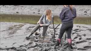 hunters-riding-boots-and-waders-in-an-es