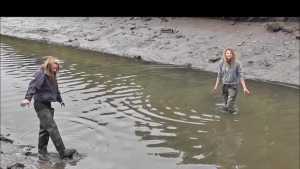 hunters-riding-boots-and-waders-in-an-es