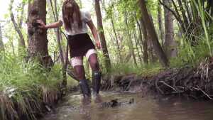 nicky--after-work-muddy-fun_8.jpg