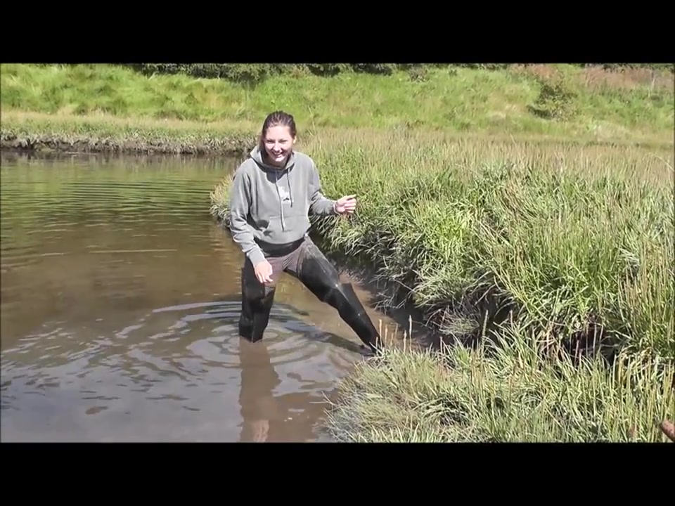 waders-in-a-river_main.jpg
